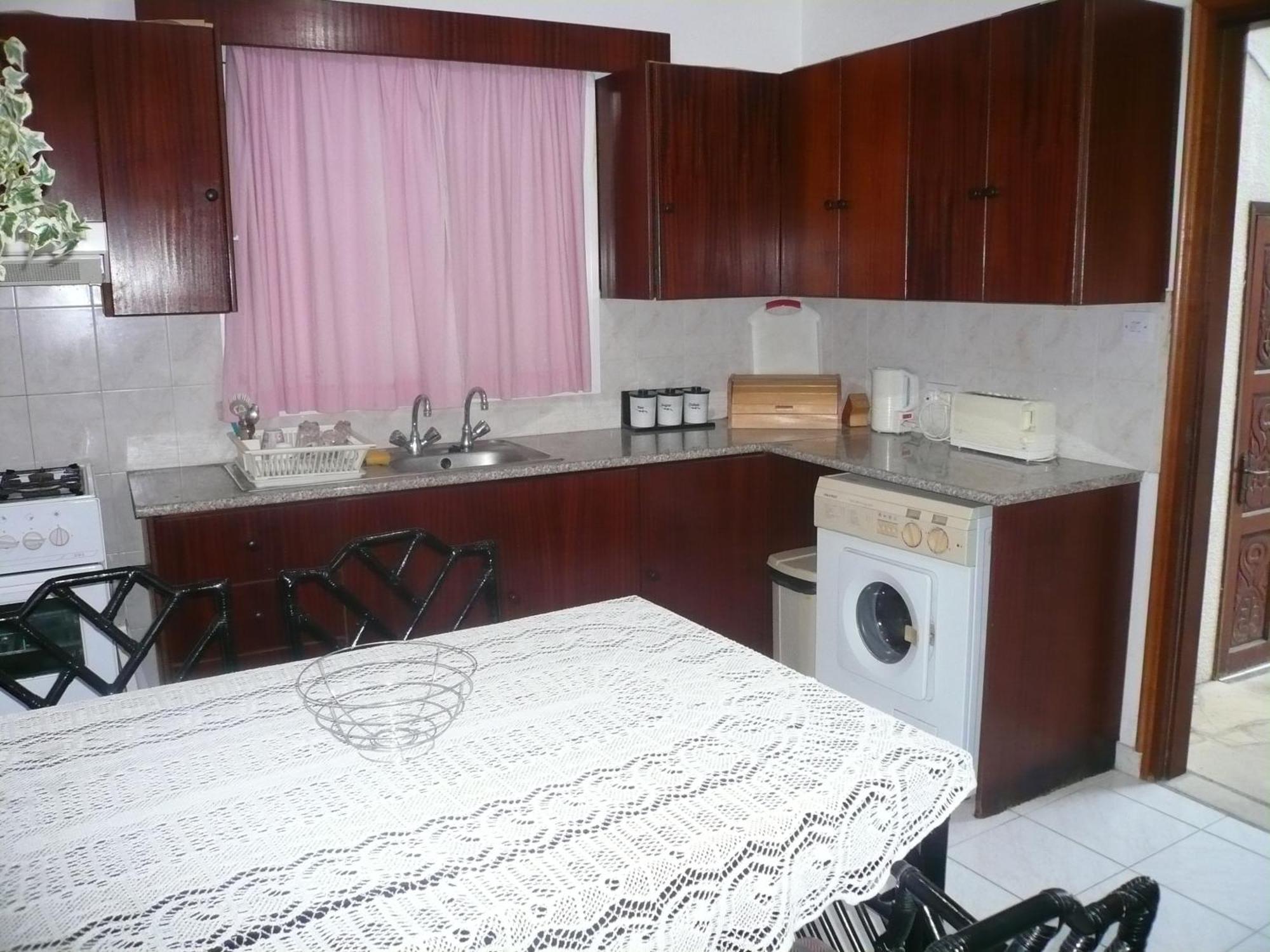 Greenfields Country Club Лимасол Экстерьер фото